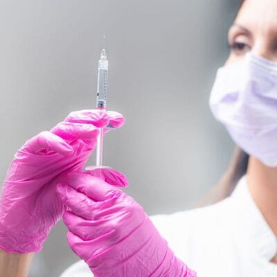 Curso de ácido hialurónico facial — formación profesional en Renacek